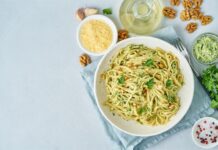 Cevizli Parmesanlı ve Yeşillikli Spagetti
